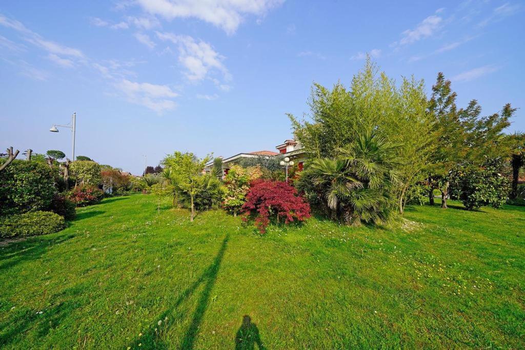 Private Luxury Villa With Pool Moniga del Garda Buitenkant foto