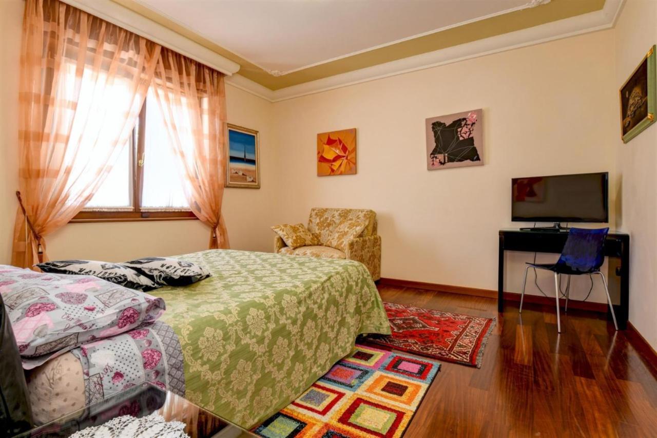 Private Luxury Villa With Pool Moniga del Garda Buitenkant foto